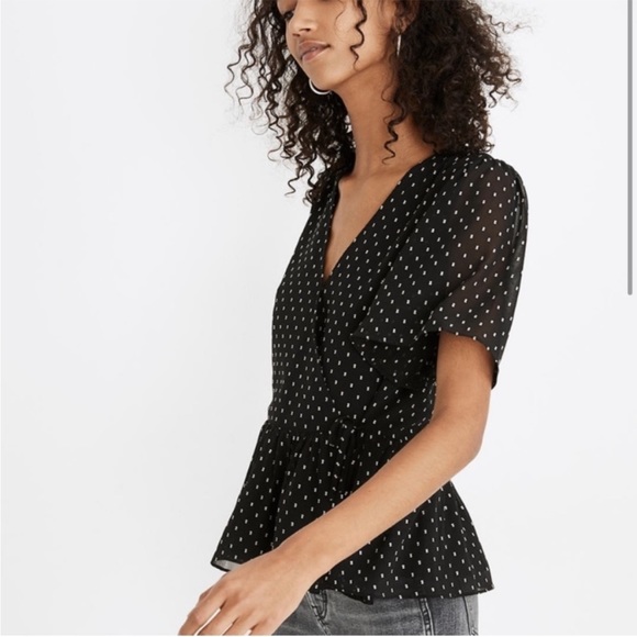 Madewell Flutter Sleeve Peplum Dotted Top - Picture 2 of 6